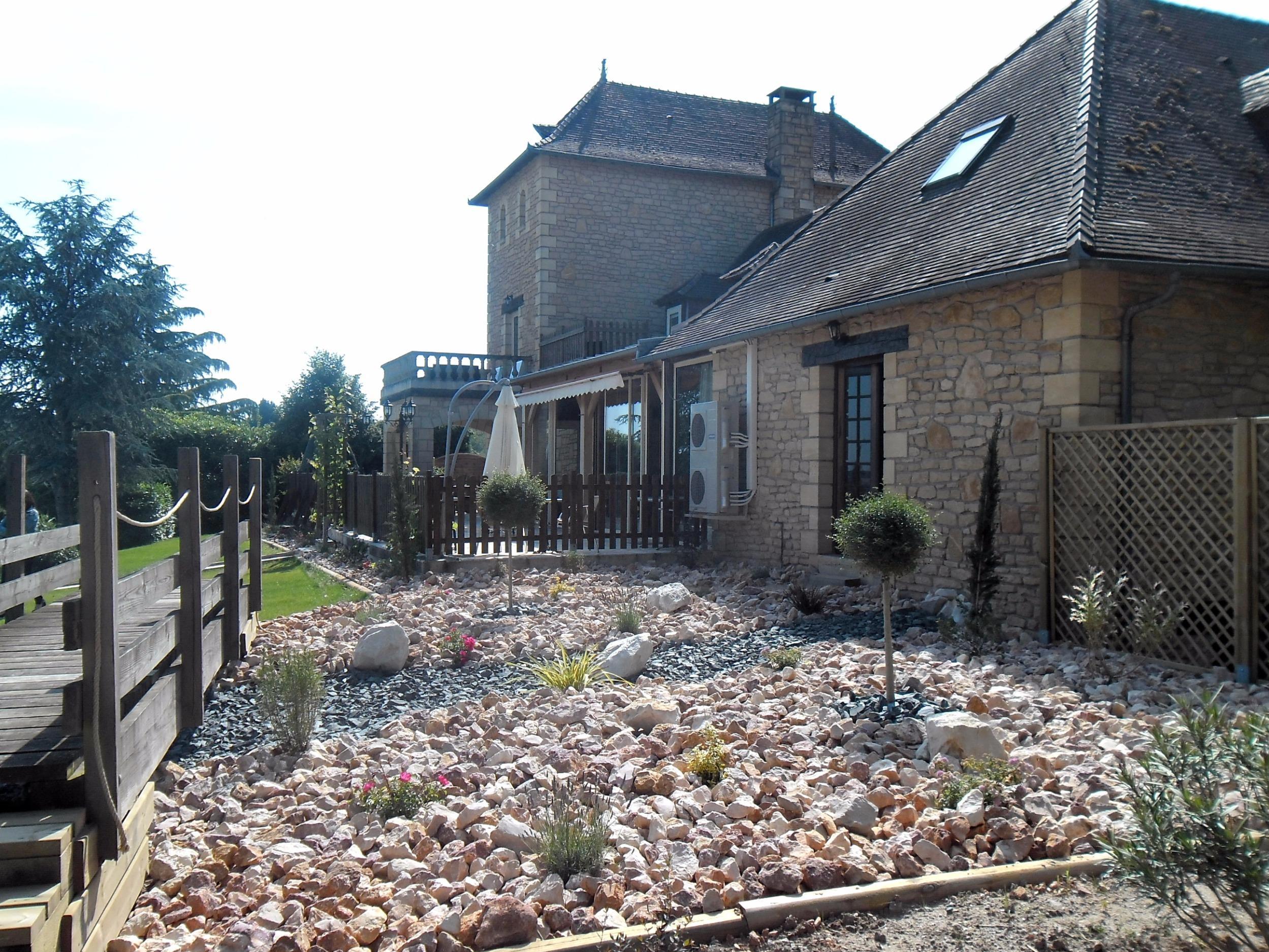 Hotel-Restaurant Les Collines Cublac Bagian luar foto