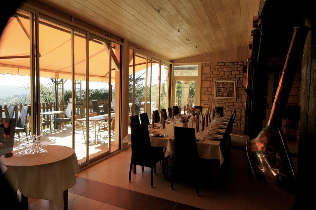 Hotel-Restaurant Les Collines Cublac Bagian luar foto